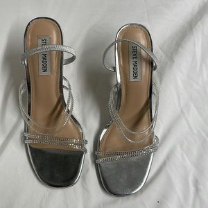 STEVE MADDEN NOORA SANDAL Size 7.5